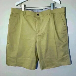 Nike Dri Fit Golf Short NWT size 40